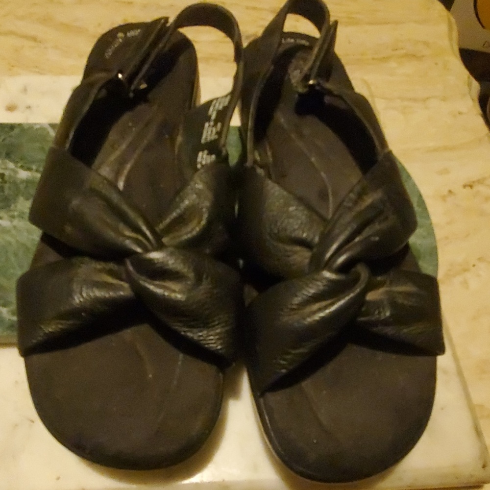 Cuddles sandles